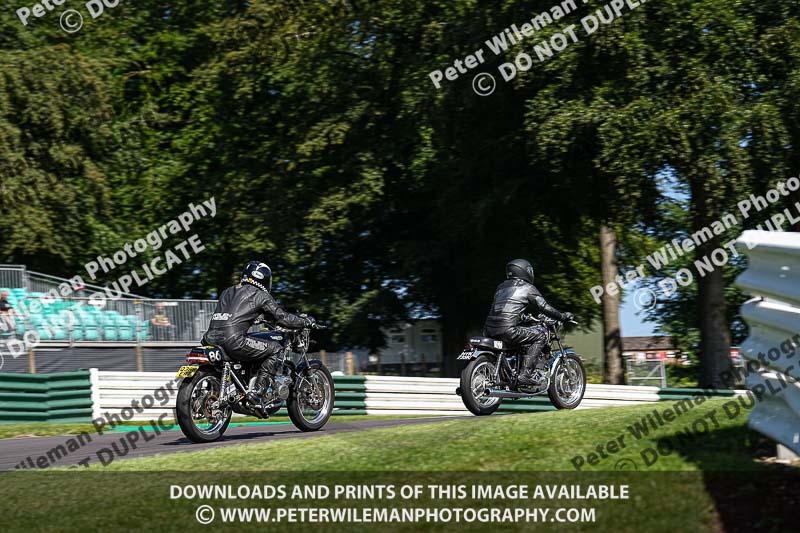 Vintage motorcycle club;eventdigitalimages;mallory park;mallory park trackday photographs;no limits trackdays;peter wileman photography;trackday digital images;trackday photos;vmcc festival 1000 bikes photographs